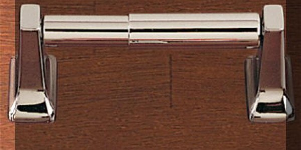 Web pic - bath hrdwr chrome